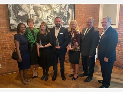 YONKERS PIC: The Yonkers Chamber of Commerce held their 128th Annual Business Hall of Fame Cocktail Reception